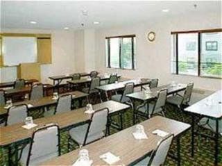 Sleep I-90 Inn 3*