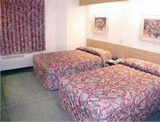 Sleep I-90 Inn 3*
