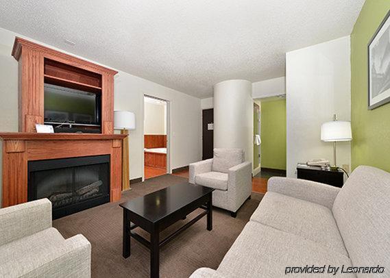 Sleep I-90 Inn 3*